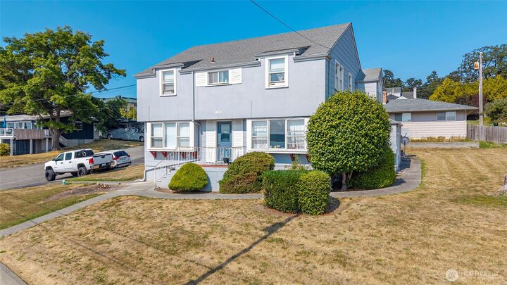 1610 SE Pioneer  Oak Harbor WA 98277 photo