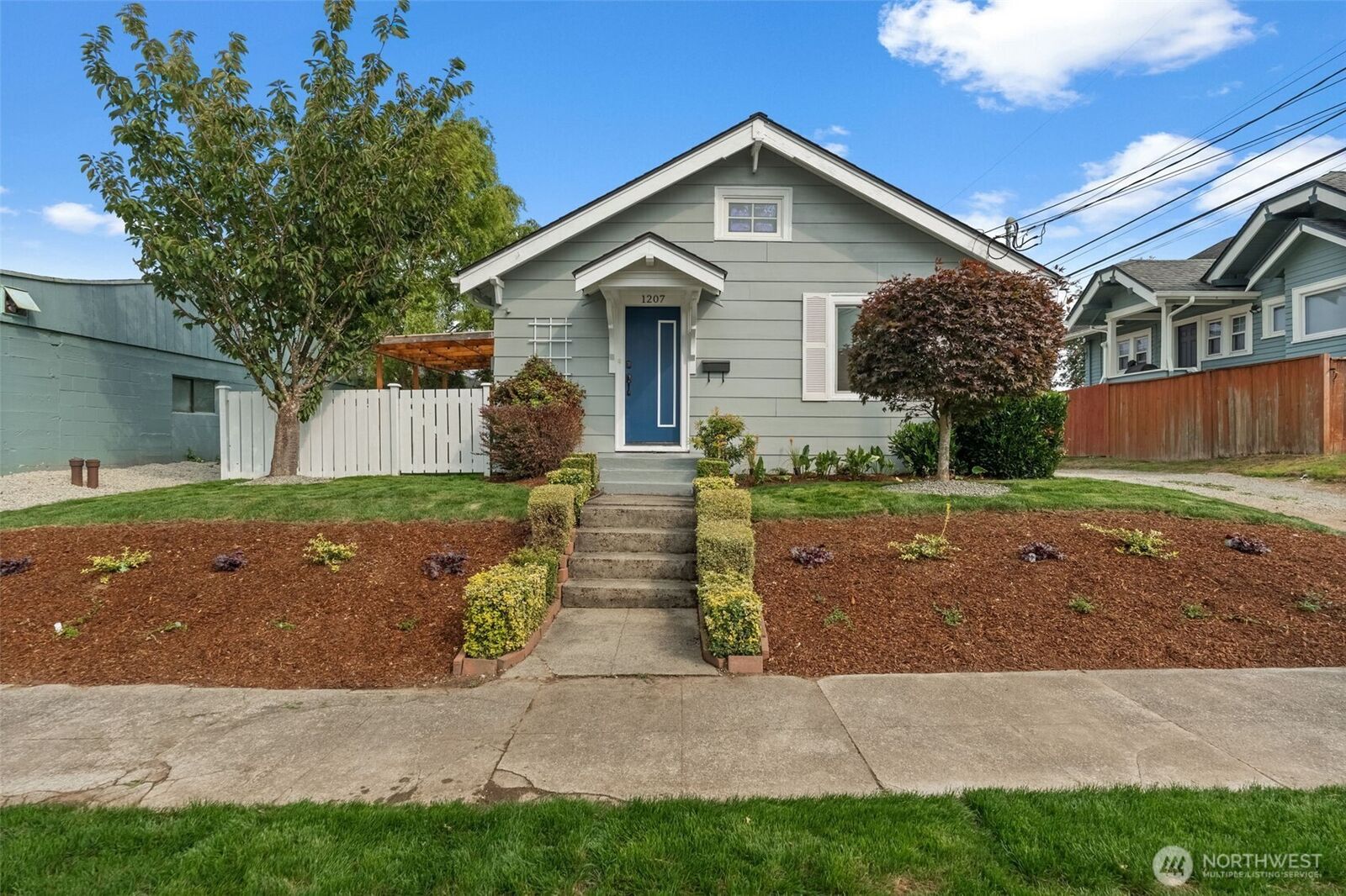 Property Photo:  1207 S Fife Street  WA 98405 
