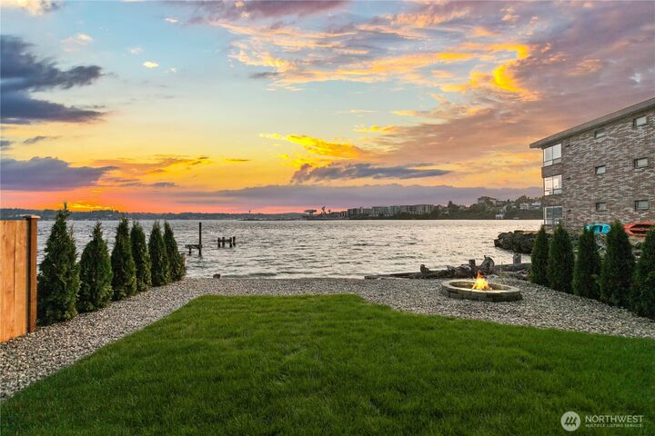 Property Photo:  219  Shore Drive  WA 98310 