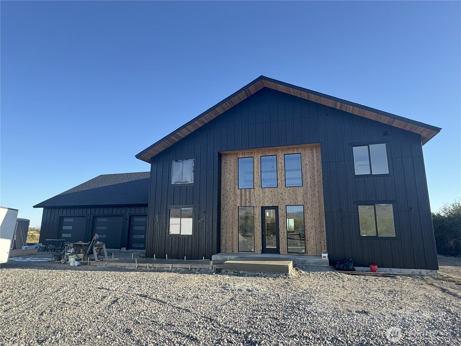 Property Photo:  180  Dylani Lane  WA 98926 