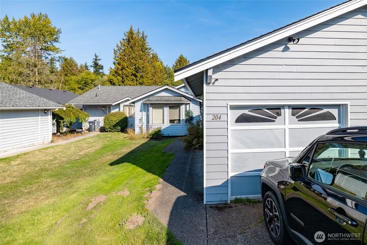 204 N 23rd Street  Mount Vernon WA 98273 photo