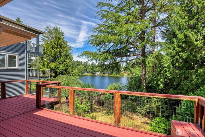 Property Photo:  13202  Bitter Place N  WA 98133 