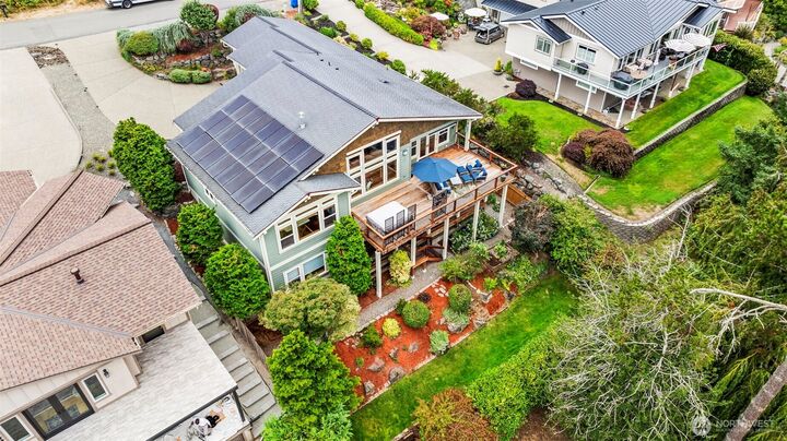 Property Photo: 8033 Bayridge Avenue WA 98332