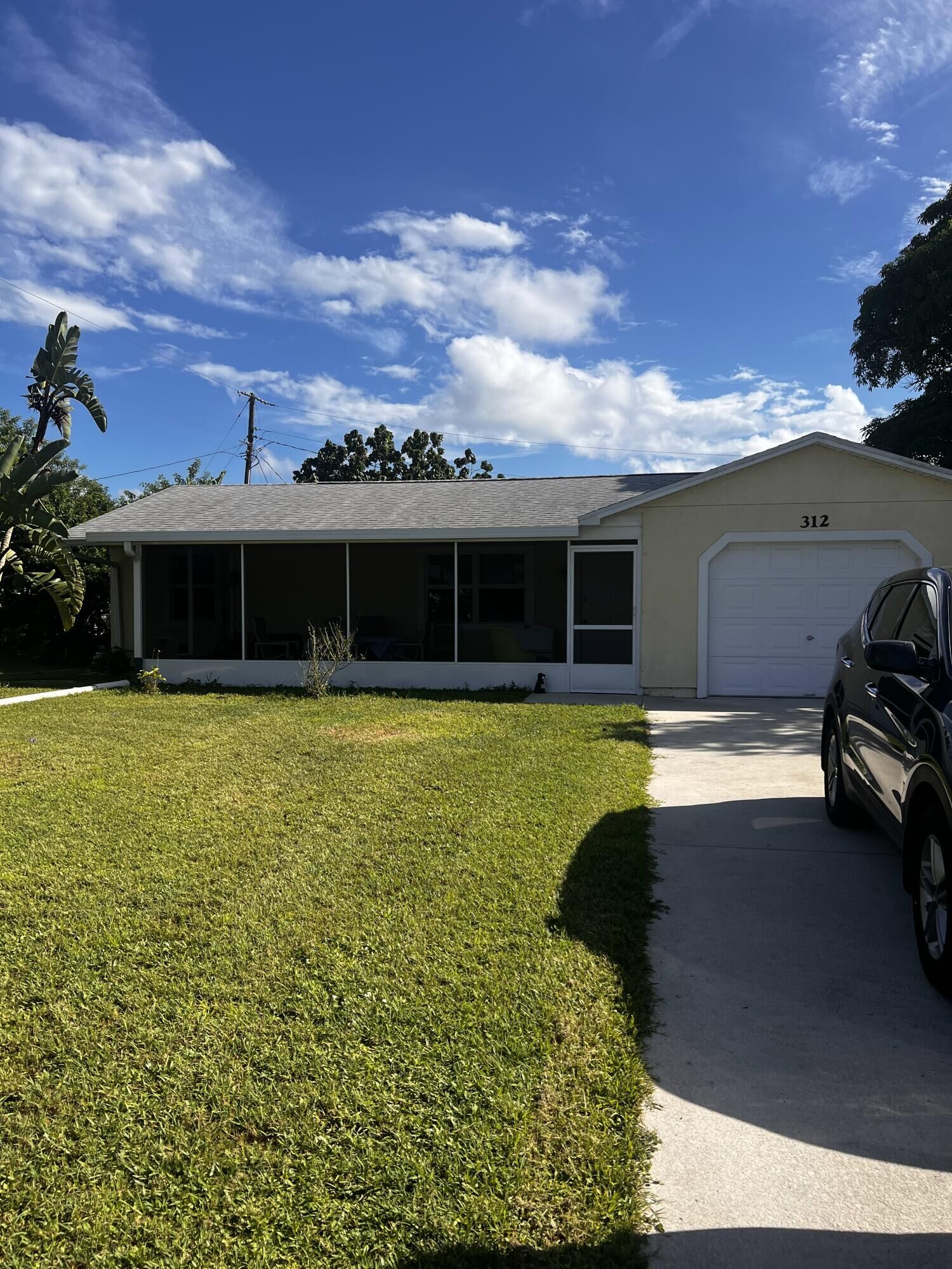 Property Photo:  312 SW Butler Avenue  FL 34983 