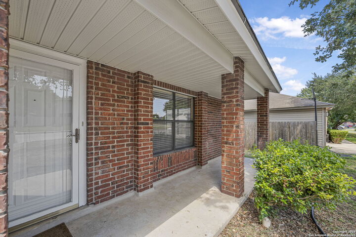 Property Photo:  9711 Diamond Cliff Dr  TX 78023 