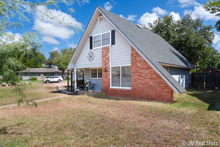 Property Photo:  3572 Oxford Dr  TX 76904 