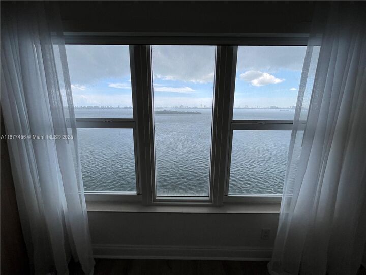 Property Photo: 11111 Biscayne Blvd 11A FL 33181