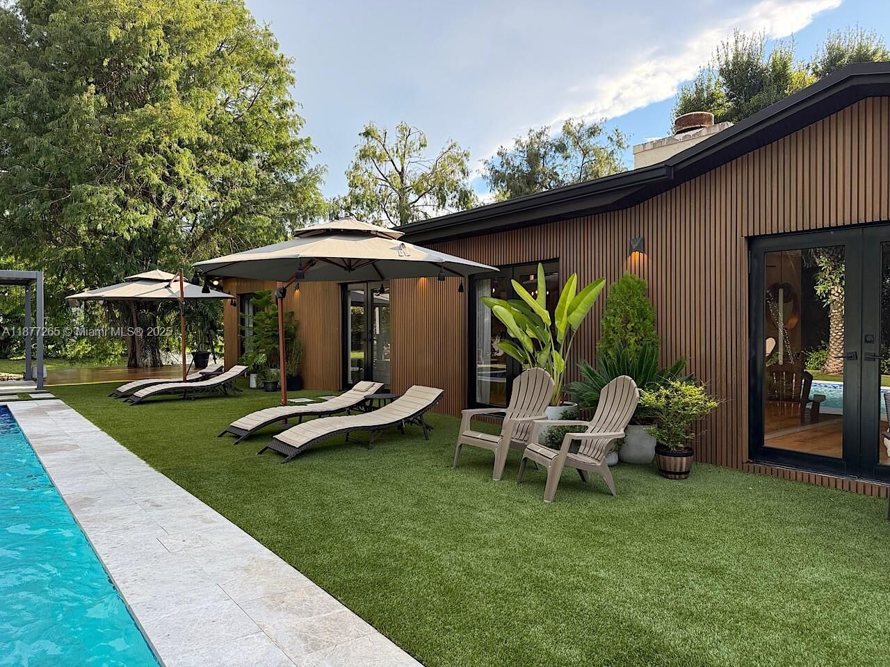 Property Photo: 4100 SW 102nd Ave FL 33328