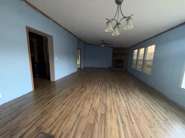Property Photo:  517 Merchant  TX 77659 