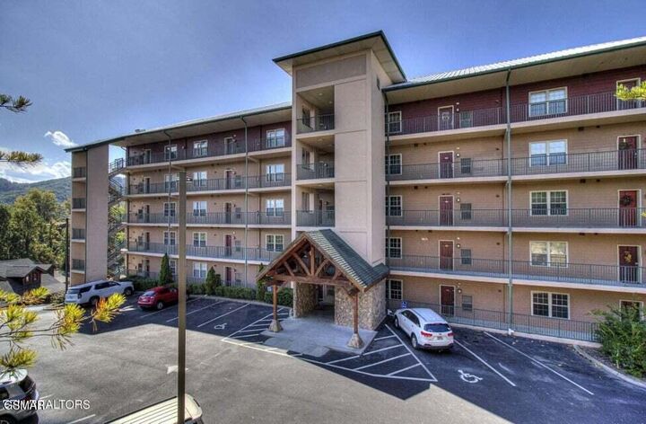 410 Big Bear Way  Pigeon Forge TN 37863 photo