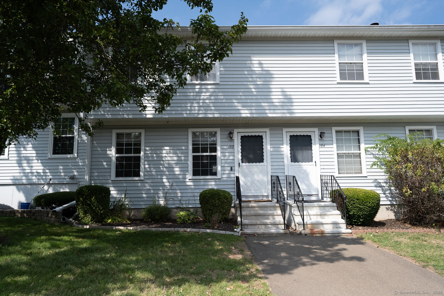 Property Photo:  183 Austin Ryer Lane 183  CT 06405 