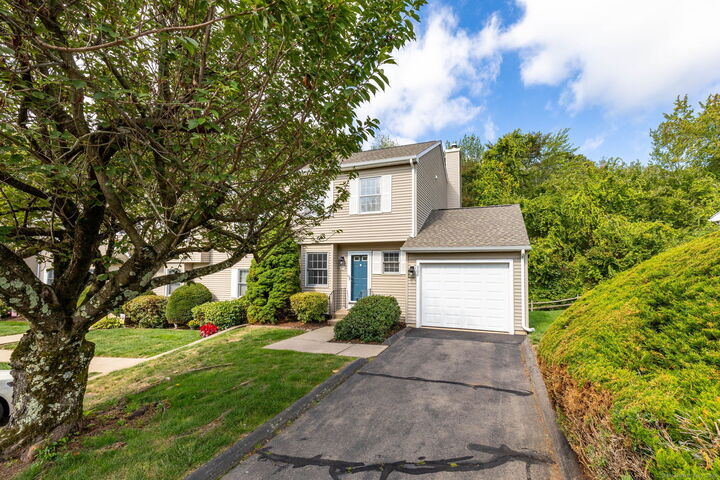 Property Photo:  500 Holly Hill Drive 500  CT 06067 
