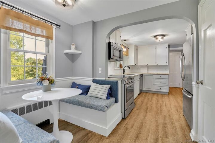 Property Photo:  206 Middletown Avenue  CT 06109 