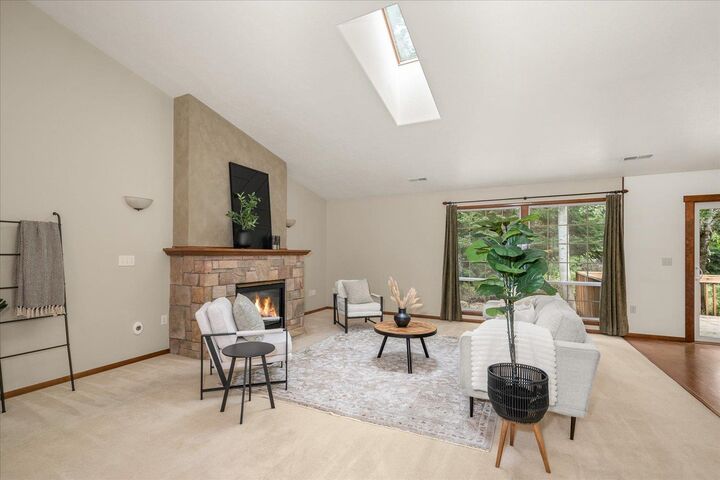 Property Photo:  35120 N Regal Ln  WA 99006 