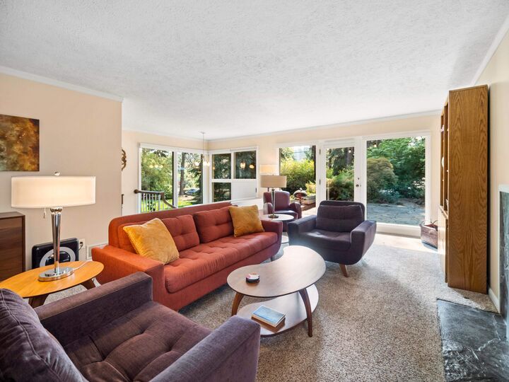 Property Photo:  1003 E 16th Ave  WA 99203 