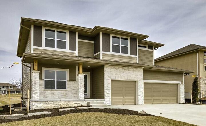 10 Balsam  Circle  Council Bluffs IA 51503 photo