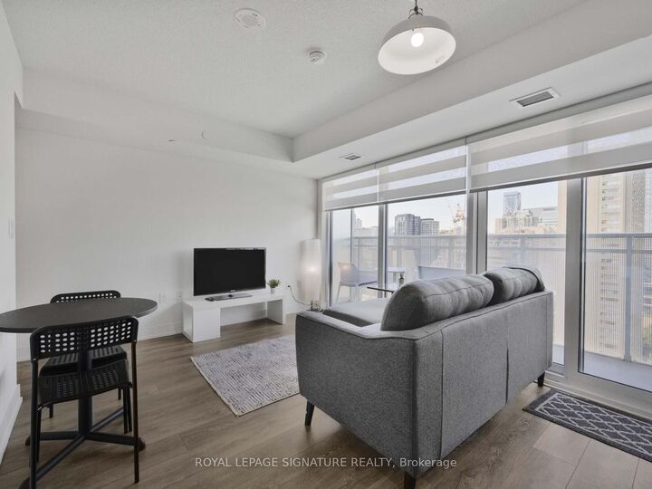 Property Photo:  89 McGill Street 1912  ON M5B 0B1 
