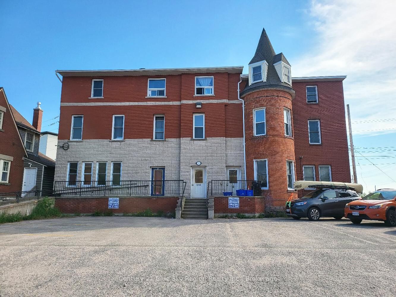 Photo de la propriété:  555 Main Street W  ON P1B 2V3 