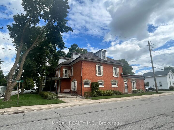 Property Photo:  315 Centre Street  ON N0G 2W0 
