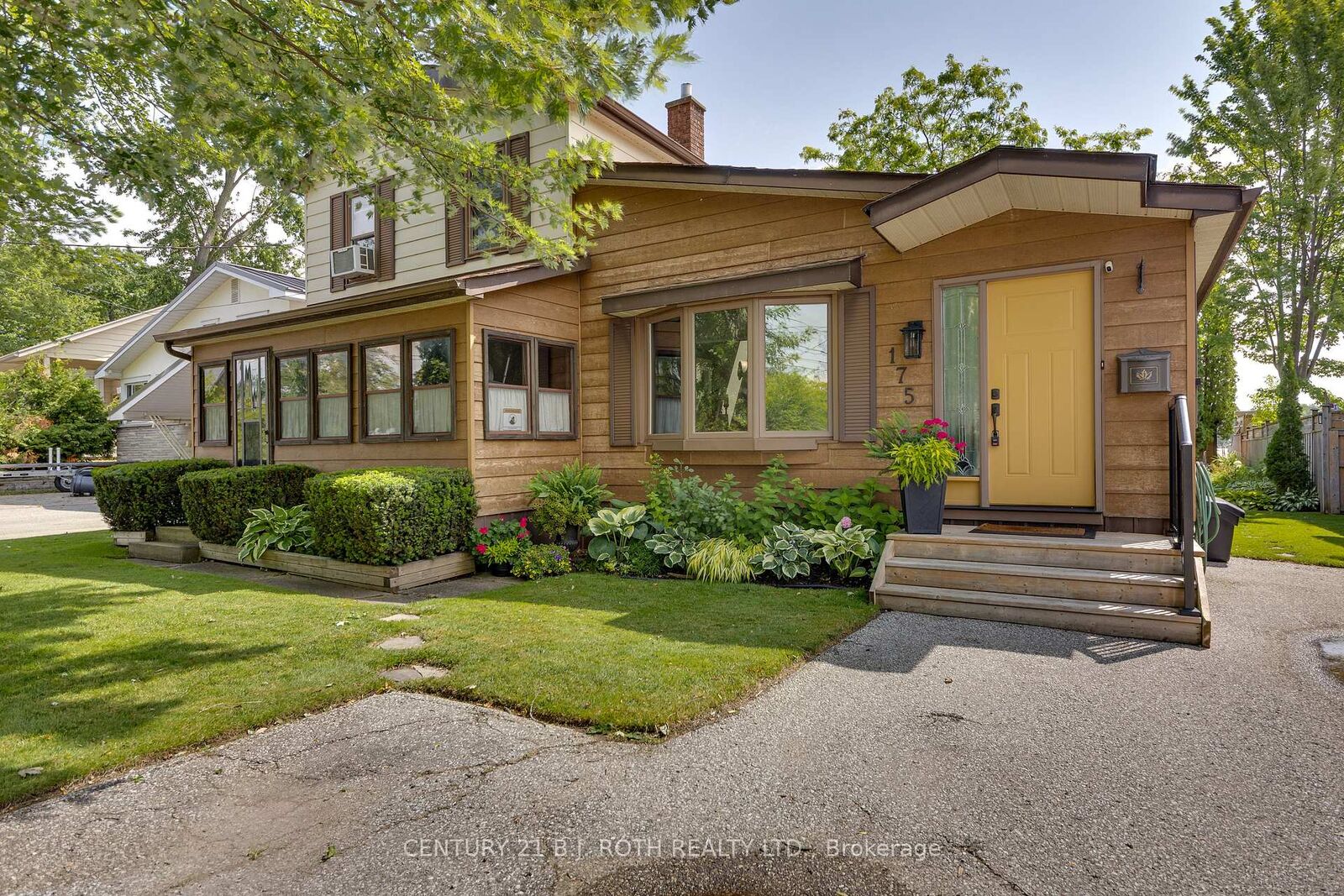 Property Photo:  175 Cedar Island Road  ON L3V 1T2 