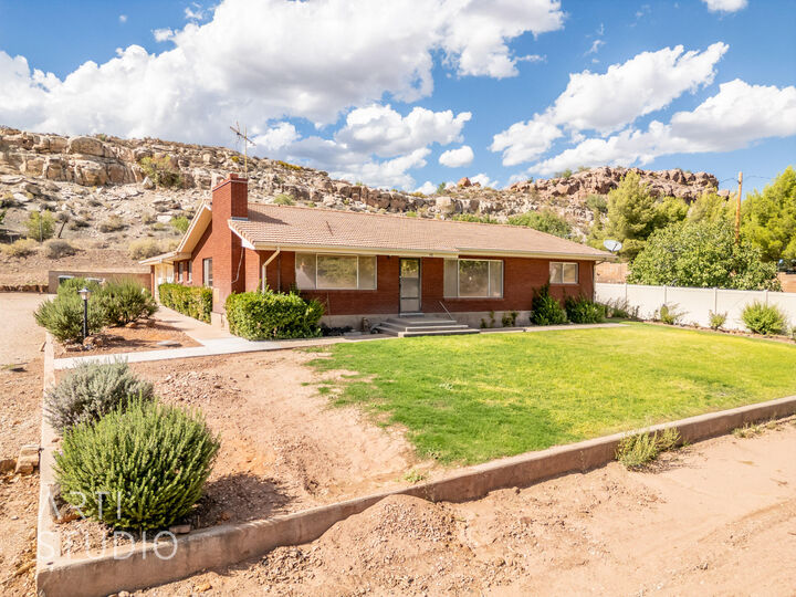 Property Photo:  48 W Center St  UT 84746 