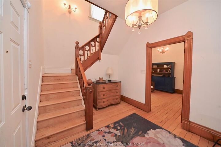 Property Photo:  4 Sherman Street  ON N0P 2K0 
