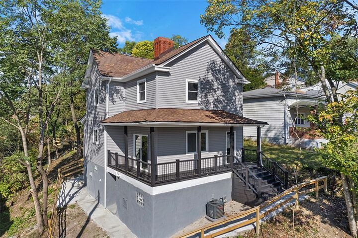 Property Photo:  5934 Curry Rd  PA 15236 