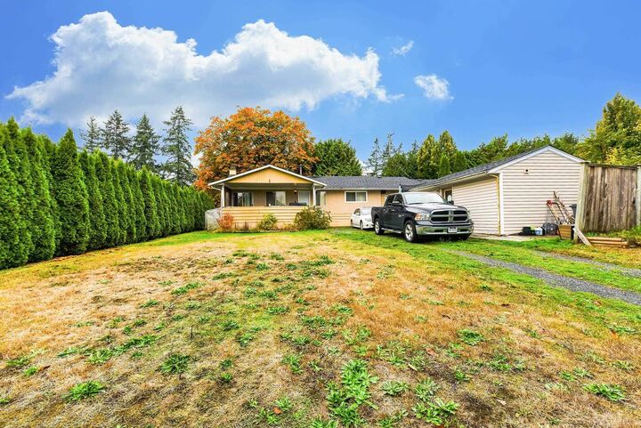 1955 158A Street — photo 1