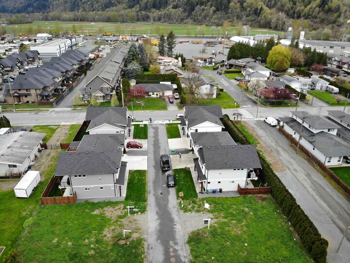 Photo de la propriété: 7450 Morrow Road 6 BC V0M 1A2