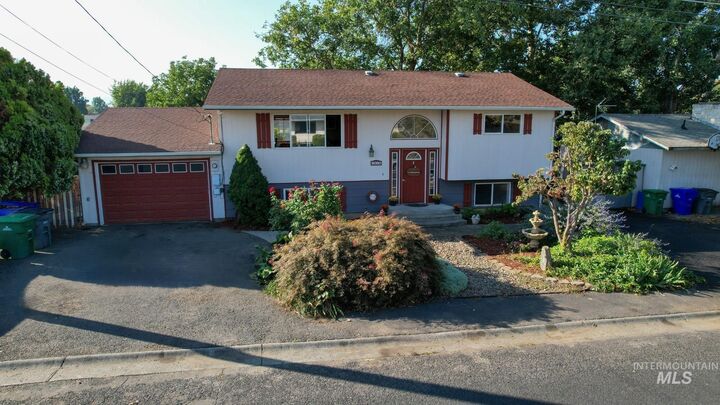 Property Photo: 2020 Powers Ave. ID 83501
