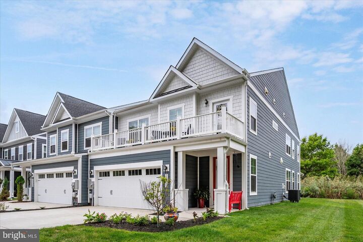 Property Photo:  20002 Sunchase Terrace  DE 19975 