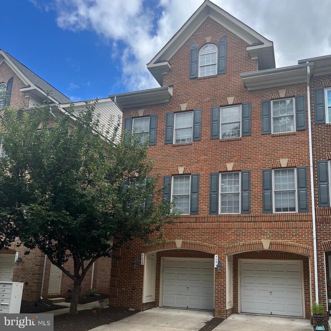 Property Photo:  4651 Red Admiral Way 157  VA 22033 