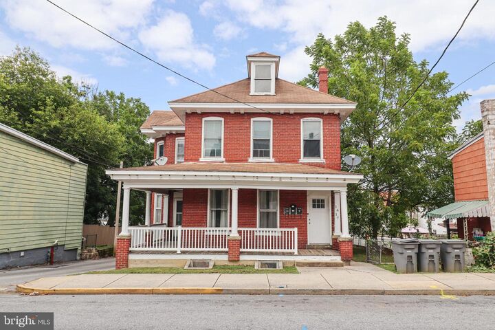 1617 Center Street  Lebanon PA 17042 photo