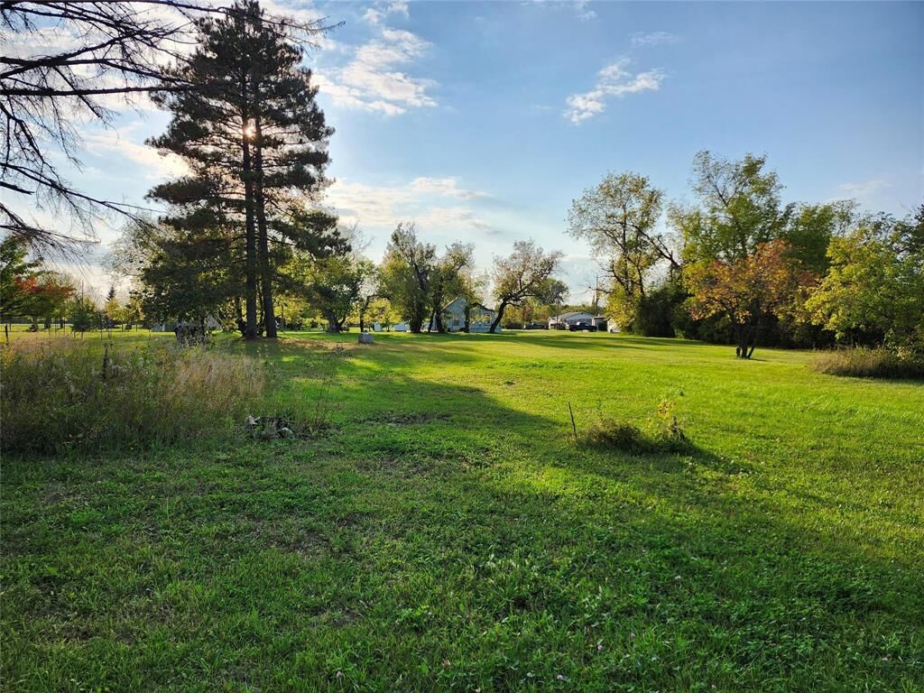 Property Photo:  29 Main Street  MB R0A 2E0 
