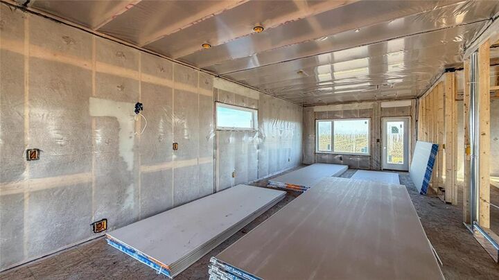 Property Photo:  299 Normandeau Avenue  MB R5H 0C7 