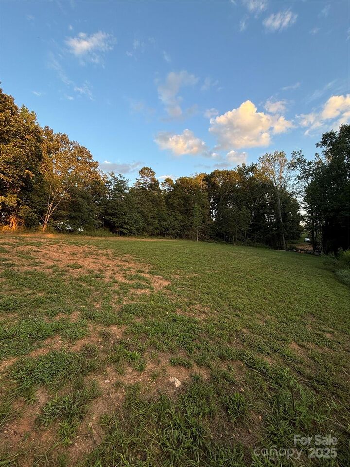 Property Photo: 1770 London Road NC 28115