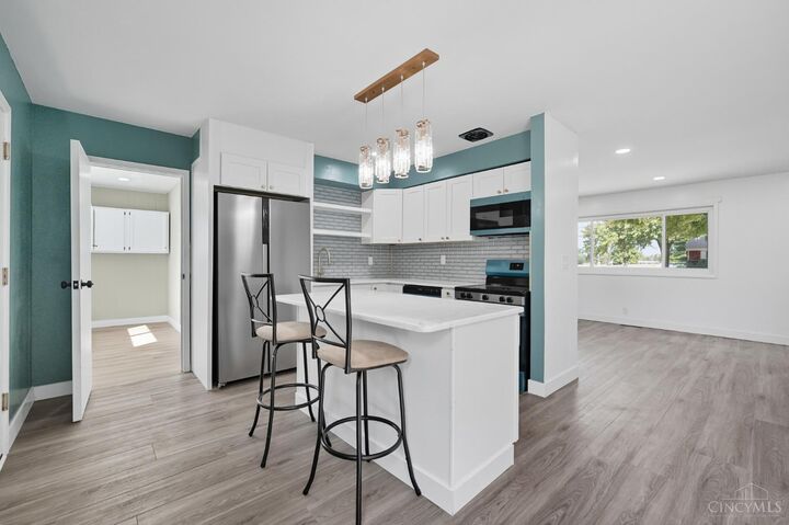 Property Photo:  975 Vassar Court  OH 45014 