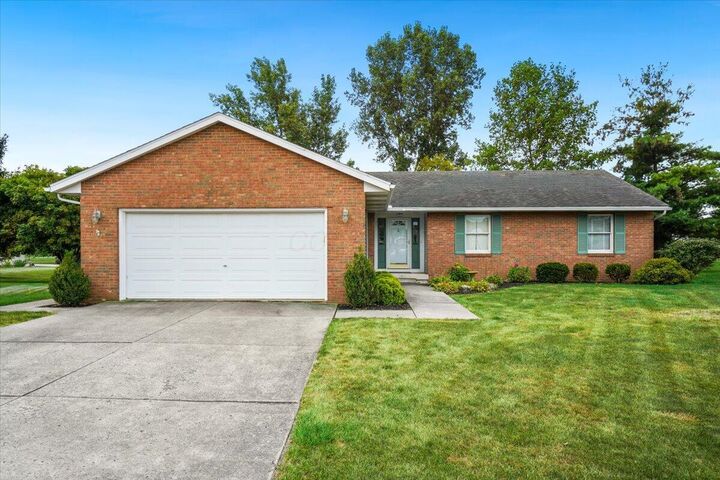 Property Photo:  1284 Collingwood Court  OH 43040 