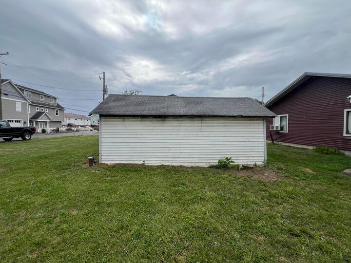 Property Photo:  13546 Hamilton NE Street  OH 43046 