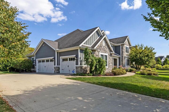 Property Photo:  1462 Lovingston Way  OH 43074 