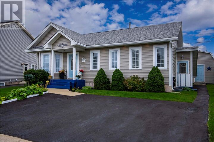 11 Parkview Crescent  St. John'S NL A1H 1B6 photo