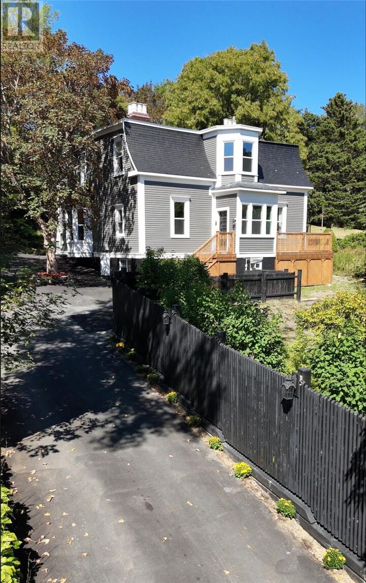 Property Photo:  146 Hamilton Avenue  NL A1E 1J3 