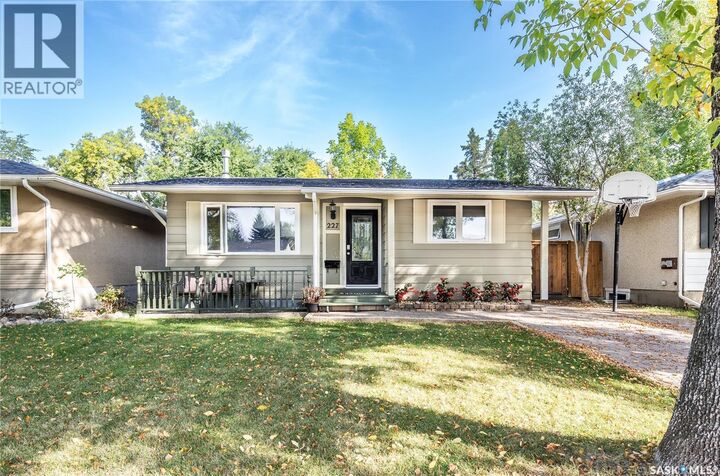 227 McMaster Crescent  Saskatoon SK S7H 4E4 photo