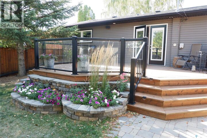 Property Photo:  101 Empire Place  SK S0H 0B0 