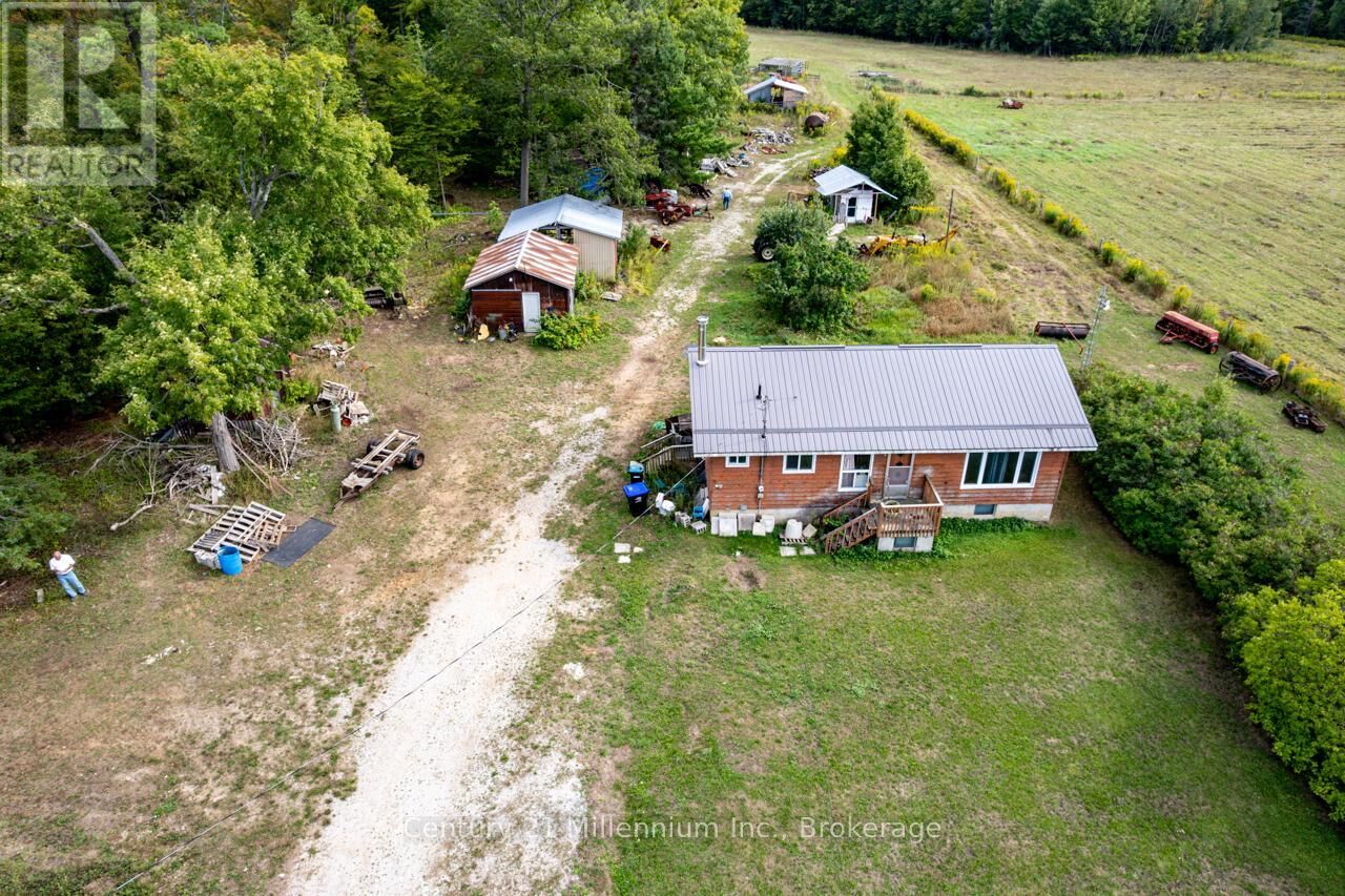 Property Photo:  6989 Con B/C Road  ON L3V 0K7 