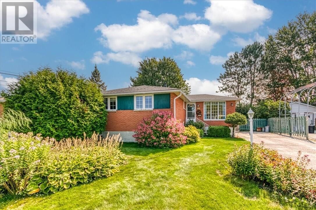 Property Photo:  40 Morin Street  ON P0M 1L0 
