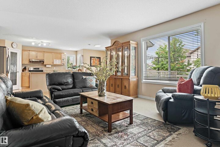 20432 50 Avenue NW  Edmonton AB T6M 2Z8 photo