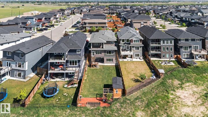 Property Photo:  4119 7 Avenue SW  AB T6X 2J2 