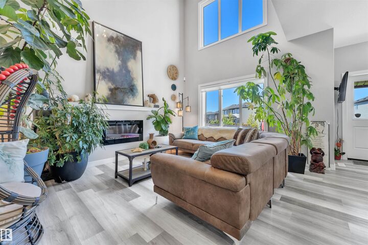 9349 Cooper Bend Bend SW  Edmonton AB T6W 4M4 photo