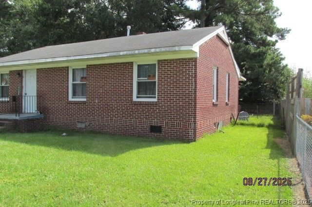 Property Photo:  1104 Godwin Avenue  NC 28358 